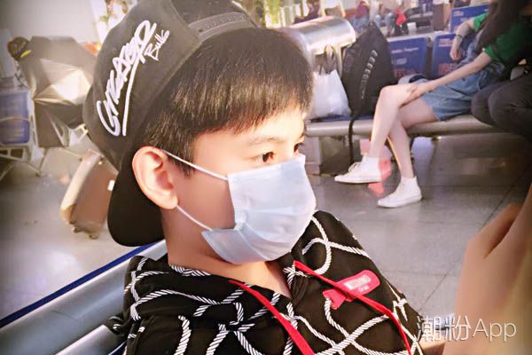 胡先煦個(gè)人簡(jiǎn)介：深度剖析新生代實(shí)力演員的成長(zhǎng)與演藝之路