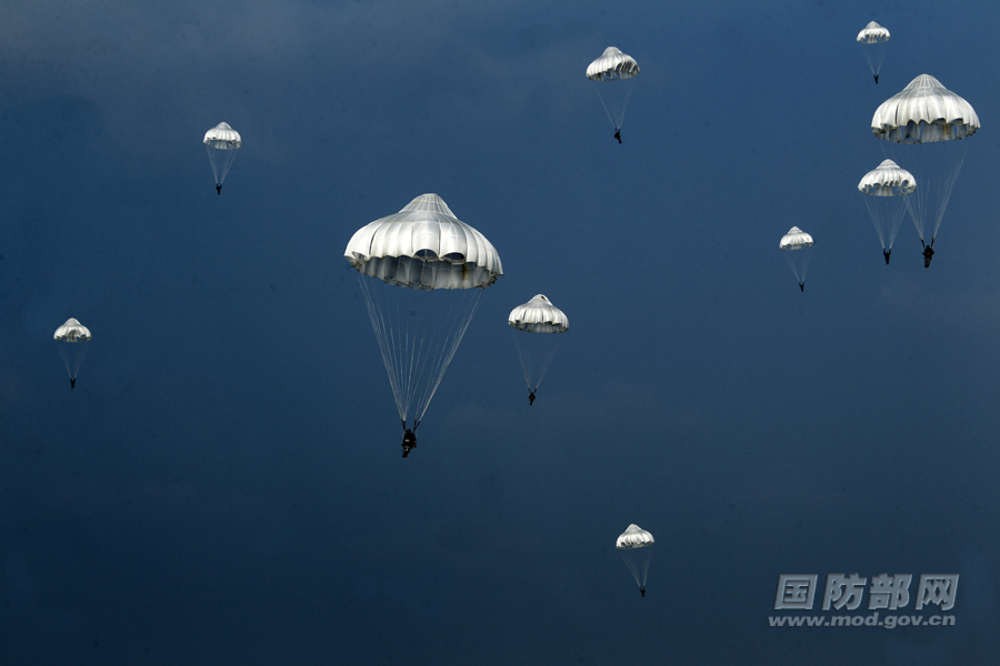 深度解析：十五軍是什么兵種？探秘中國(guó)空降兵的榮耀與使命