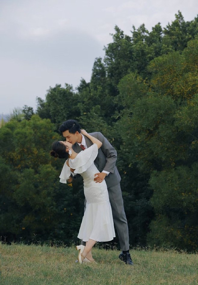 結(jié)婚照片尺寸是多少？一份超實(shí)用婚紗照尺寸全攻略深度解析