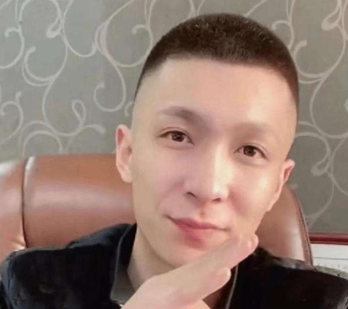 星芒下的回響：探尋段宏楠是誰的門下，一場跨越時空的數(shù)字奇遇