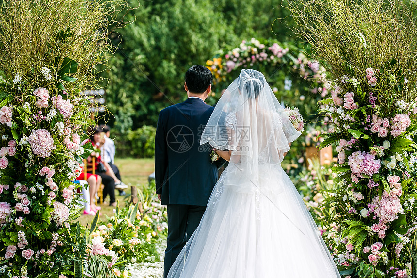 婚紗照圖片高清全攻略：如何拍出與保存永恒的愛情瞬間？
