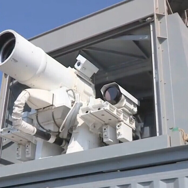 邊境迷霧：一場關(guān)于天氣風暴與死光武器的秘密對話
