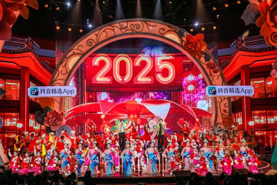 2025年新奧天天彩大全：深度解析未來趨勢與實(shí)用技巧全攻略