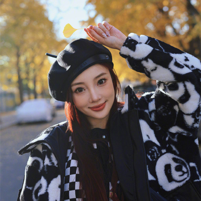 抖音李小璐個(gè)人資料深度解析:全面了解其現(xiàn)狀與發(fā)展趨勢(shì)